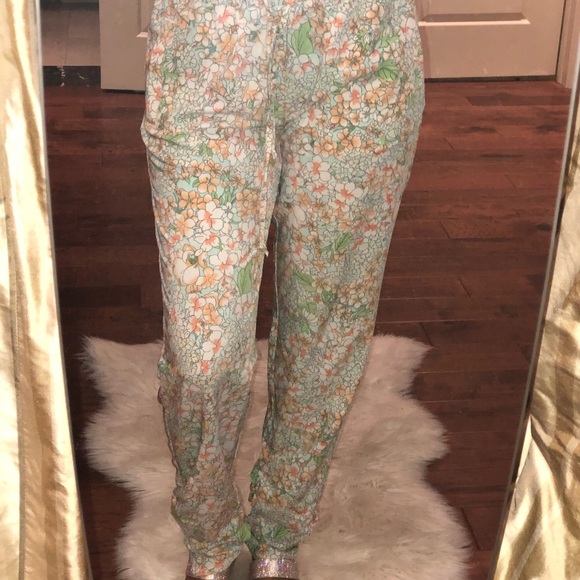 Floral Pants - Picture 4 of 5